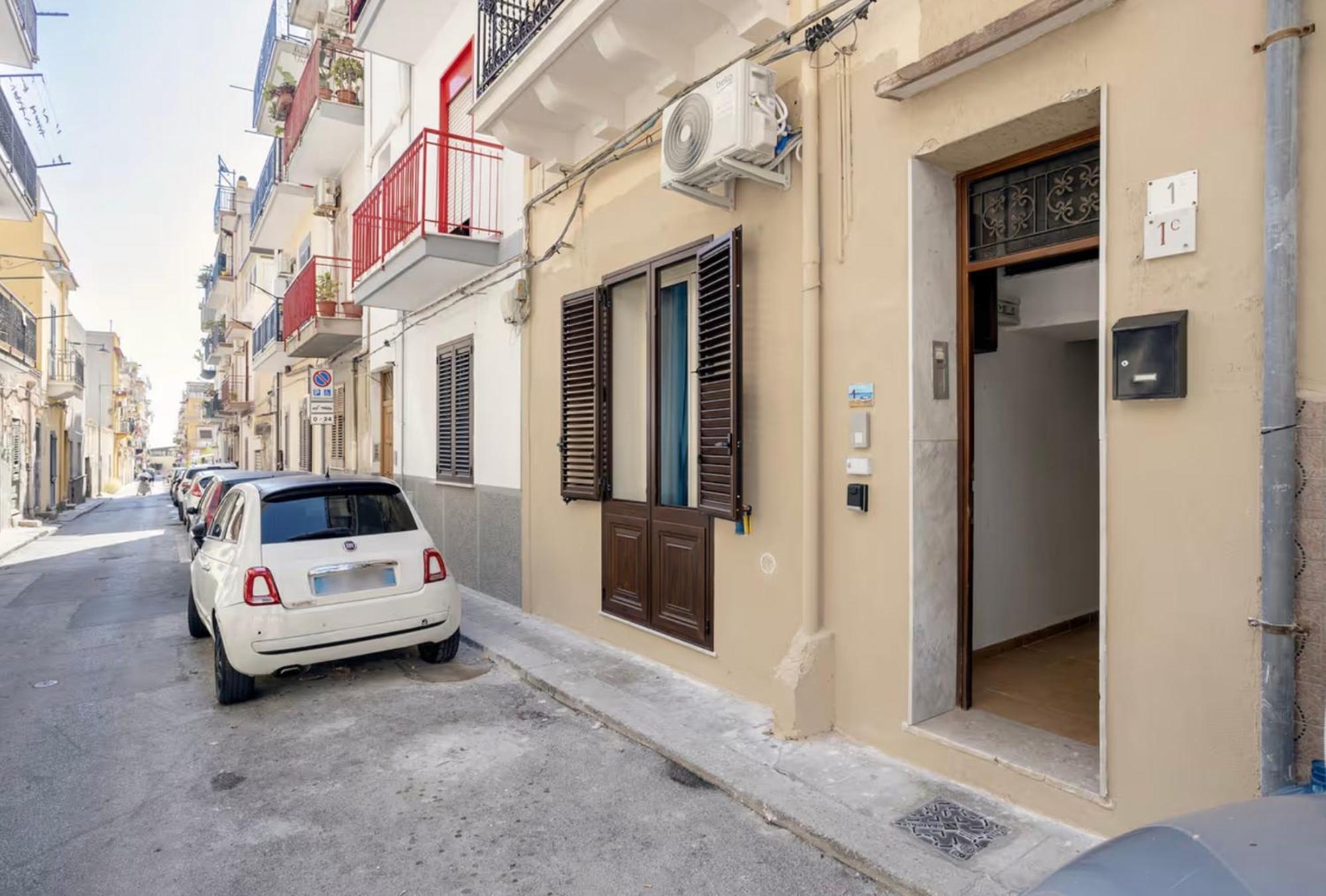 La Barca Sul Mare Apartment Palermo Luaran gambar